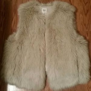 Fur vest